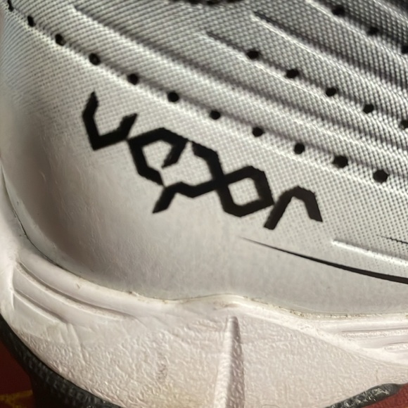 Nike Vapor Baseball Soccer football shoes / cleats and shin guards size 13c kids - Picture 3 of 11